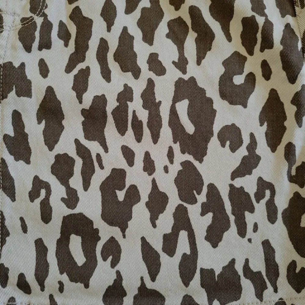 Kensie Jeans👖 Vintage Luxe Leopard🐆 Print Mini Skirt - NWT - Picture 5 of 16